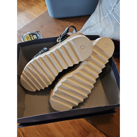 Universal Thread Alba Platform Heels SZ 8 | Black Sandals with Memory Foam NEW - Picture 7 of 7